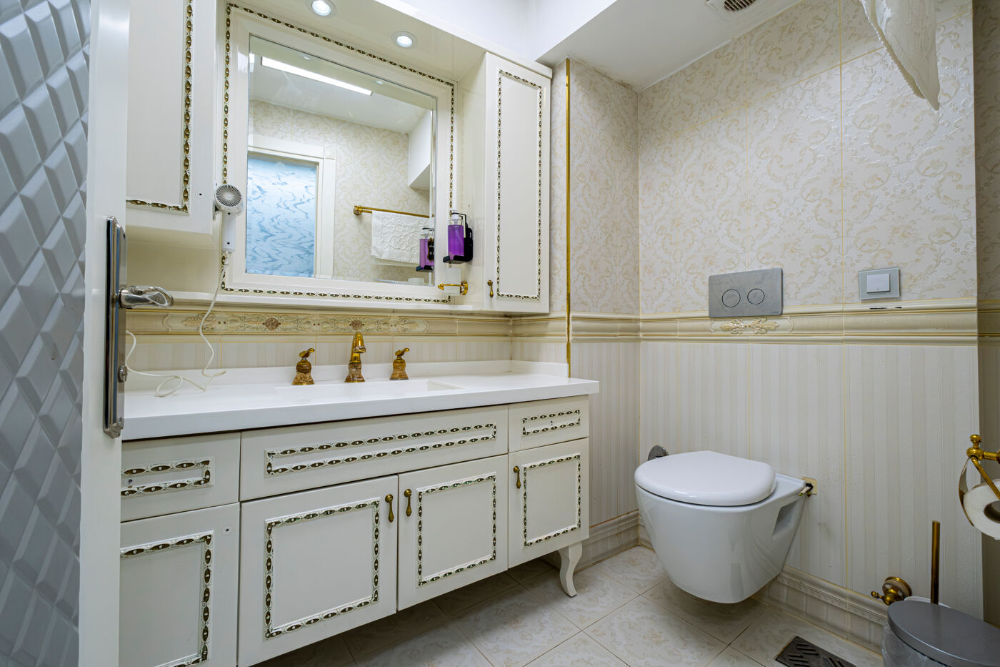 Luxurious bathroom with modern amenities